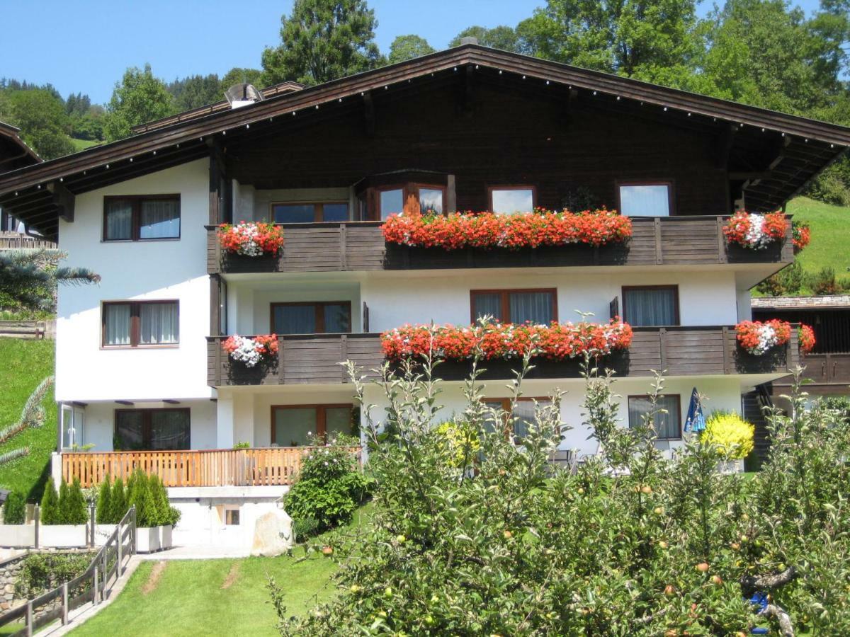Appartements Bachler Brixen im Thale Esterno foto